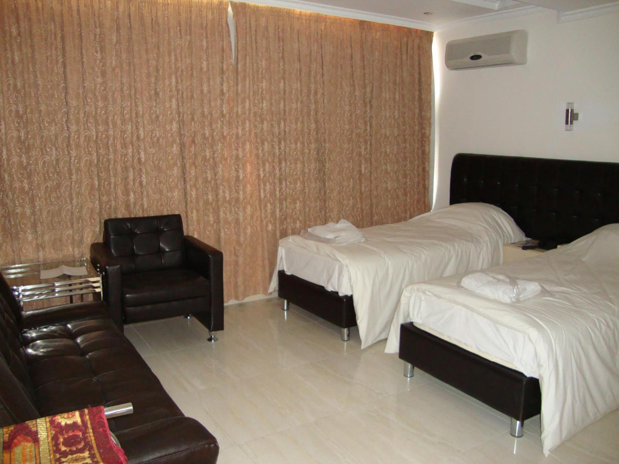 Aghadeer Hotel Amman Exterior photo