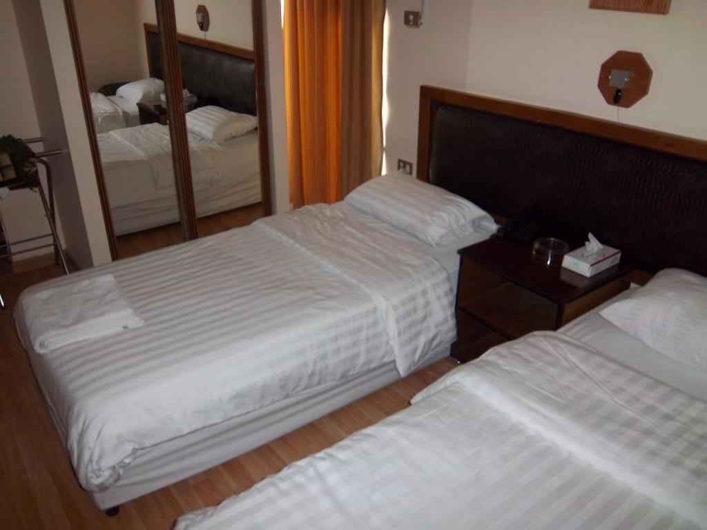 Aghadeer Hotel Amman Room photo